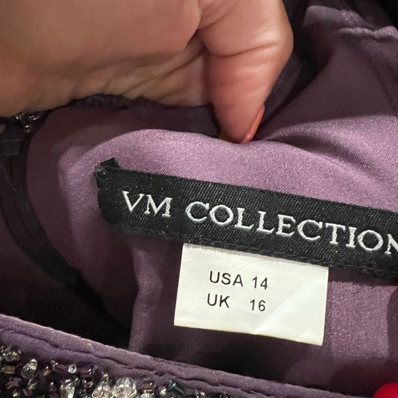 Dress - Picture 2 of 5